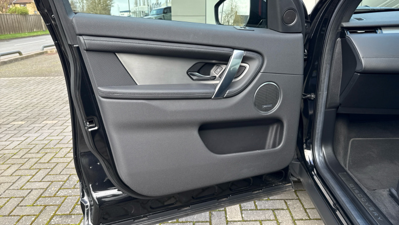 Land Rover Discovery Sport 2.0 D200 Dynamic SE 5dr Auto [5 Seat] Diesel Station Wagon